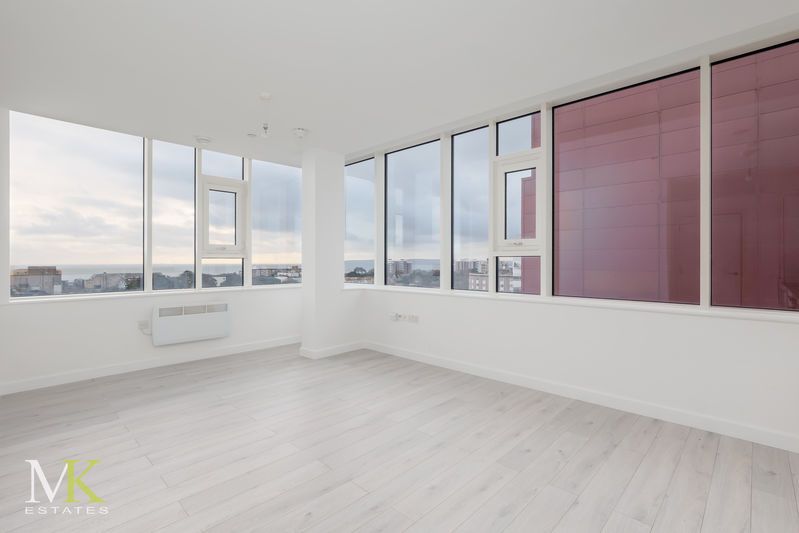 Property photo 2 of 9 Photo 12