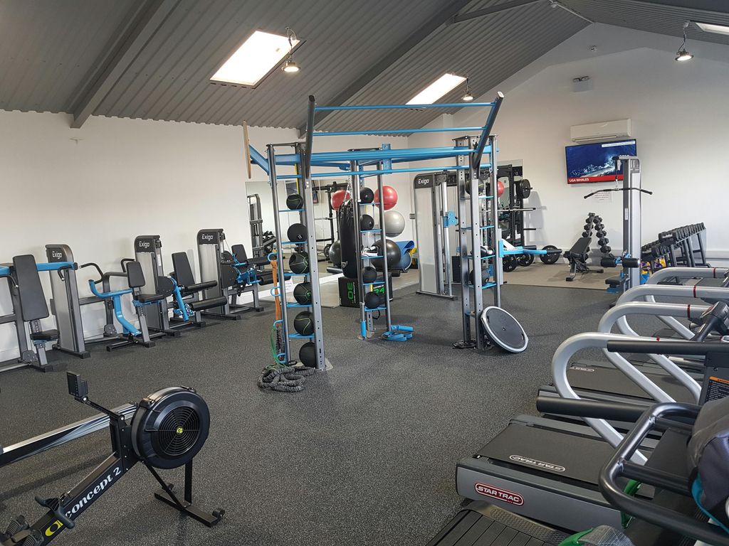 Property photo 3 of 9 Gym Eqpt 2.Jpg