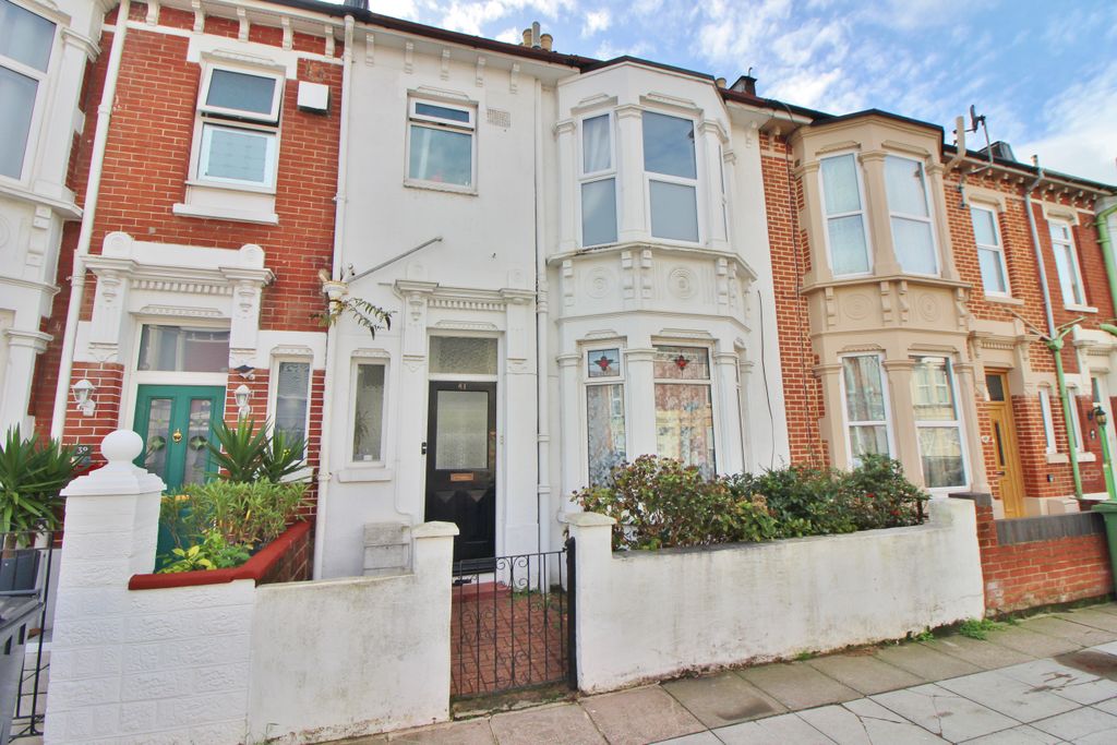 Property photo 1 of 10