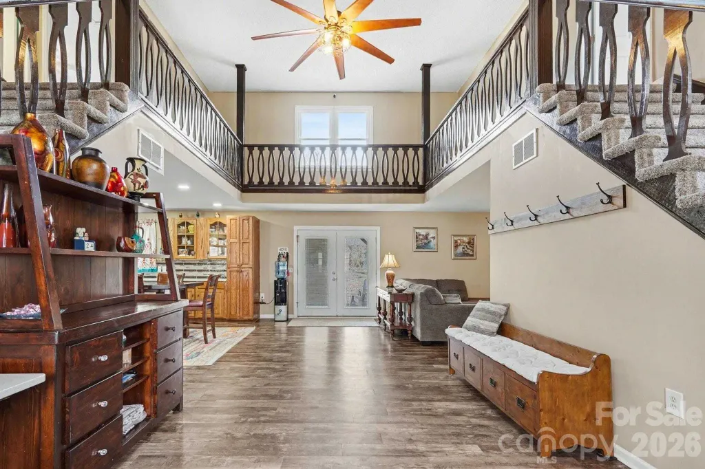 Property photo 3 of 31 <Alttext/>