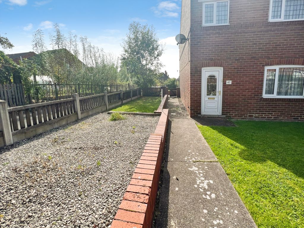 Property photo 3 of 14