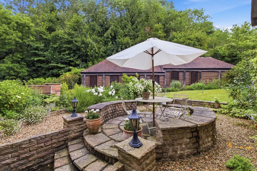 Property photo 2 of 18