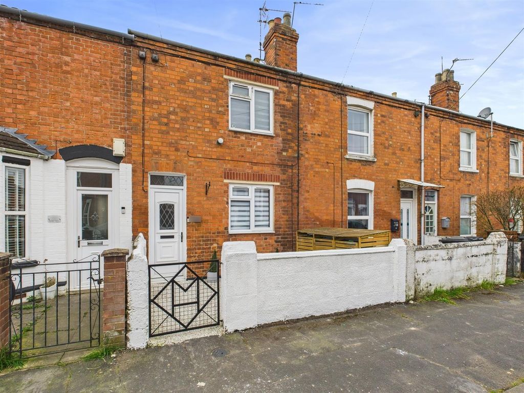 Property photo 1 of 17