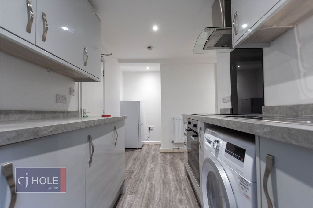 Property photo 2 of 10 Picture No. 20