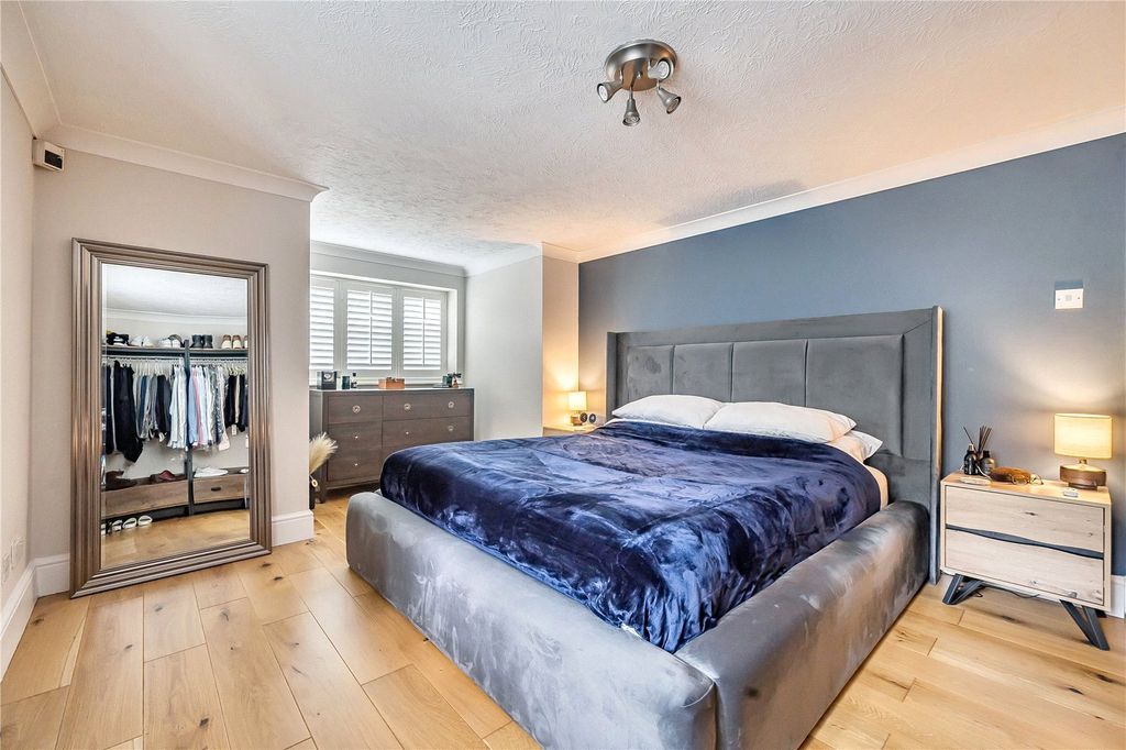 Additional image 7 of 2 bed flat for saleReading Road, Arborfield, Reading, Berkshire RG2