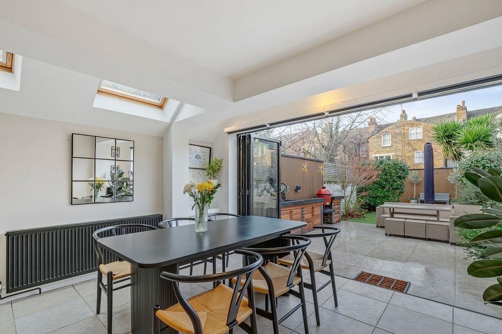 Property photo 2 of 28 Stephendaleroad43-11.Jpg