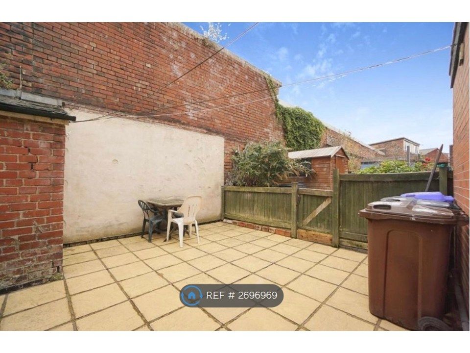 Property photo 3 of 18