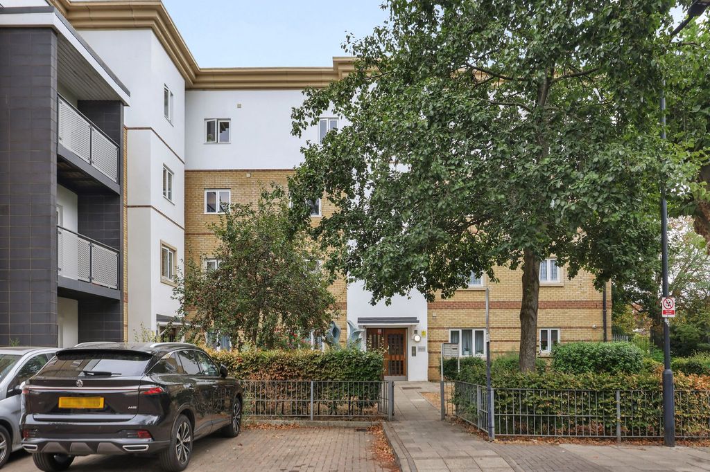 Property photo 1 of 14