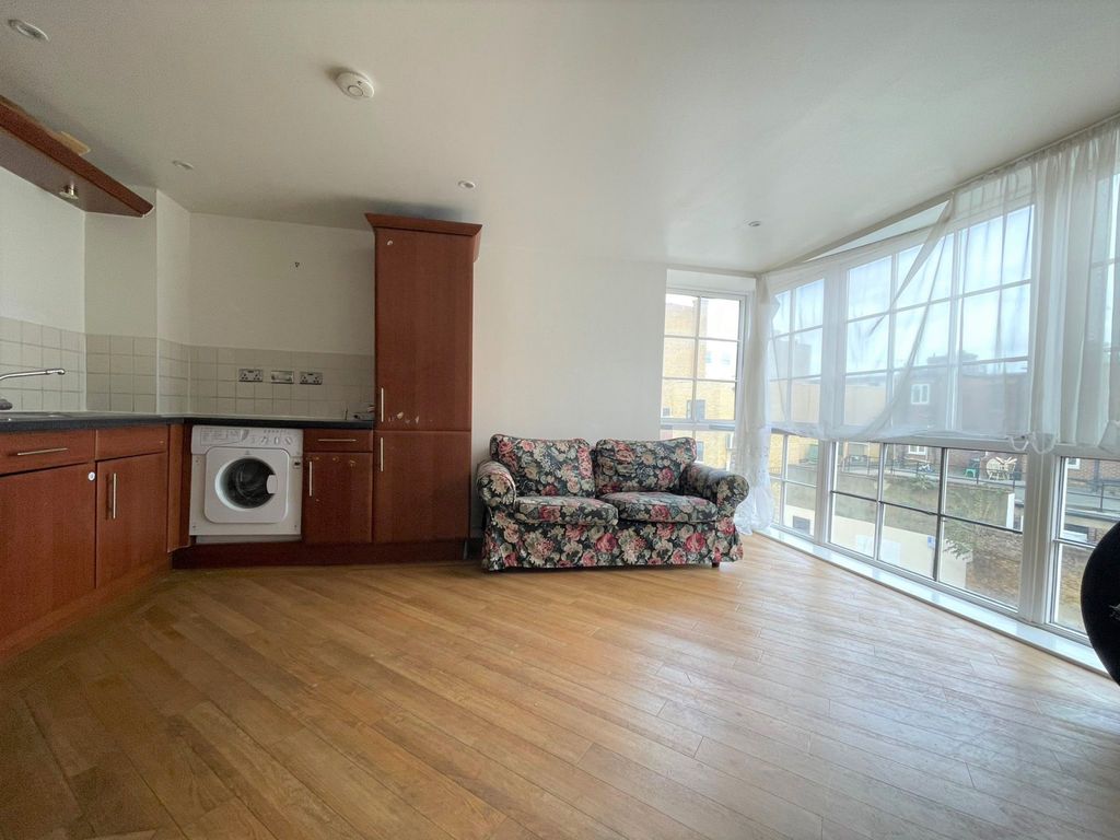 Property photo 2 of 5 Gallery