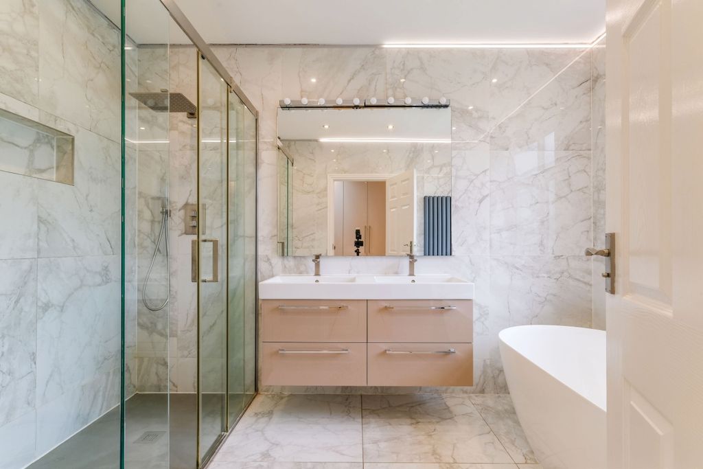 Property photo 3 of 36 27