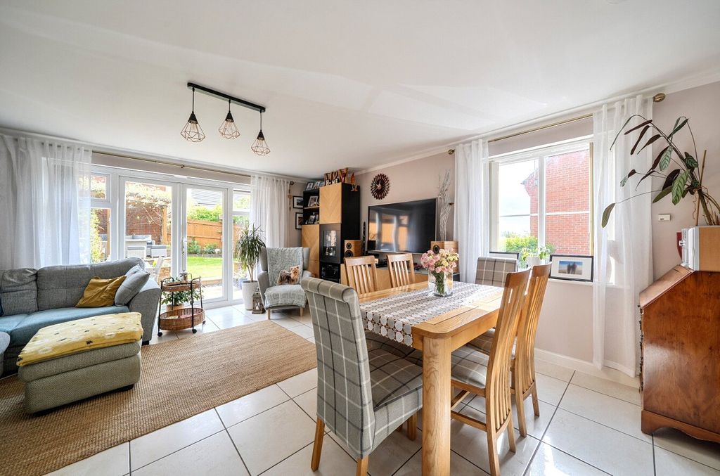Property photo 3 of 18 Living/Dining Room