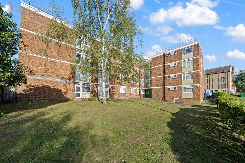 Property photo 1 of 9 Dsc02157