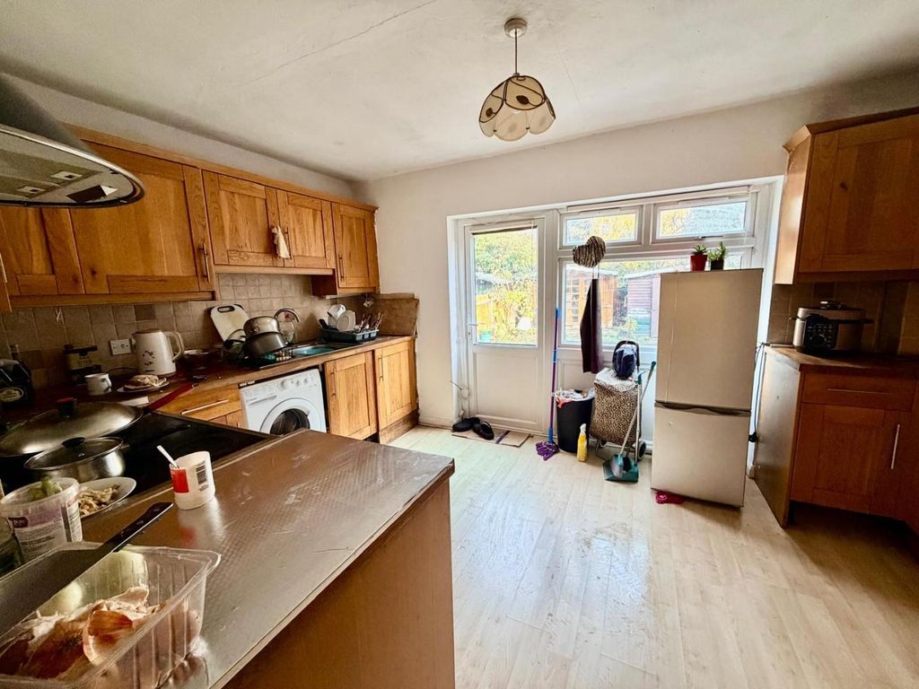 Property photo 3 of 16 Img-20251106-Wa0038.Jpg