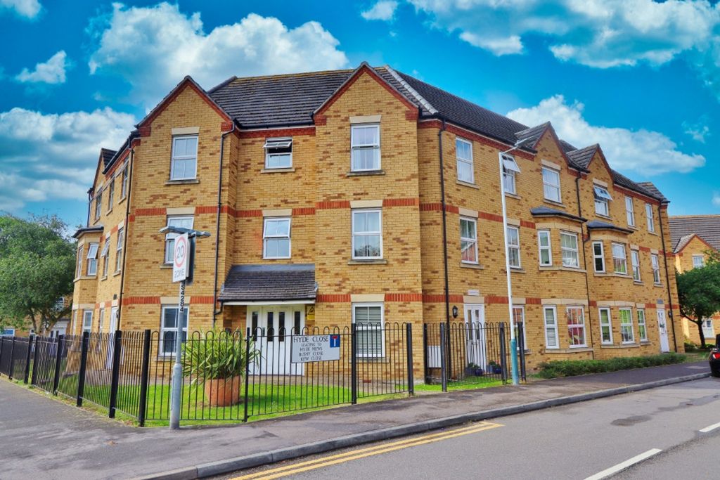 Property photo 1 of 11