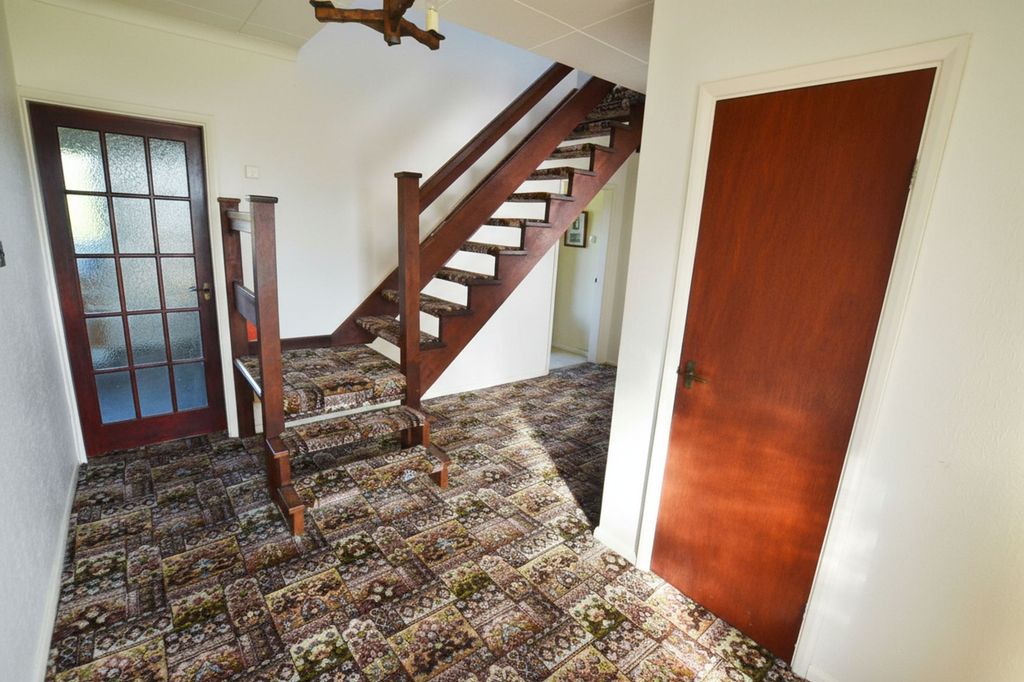 Property photo 3 of 29