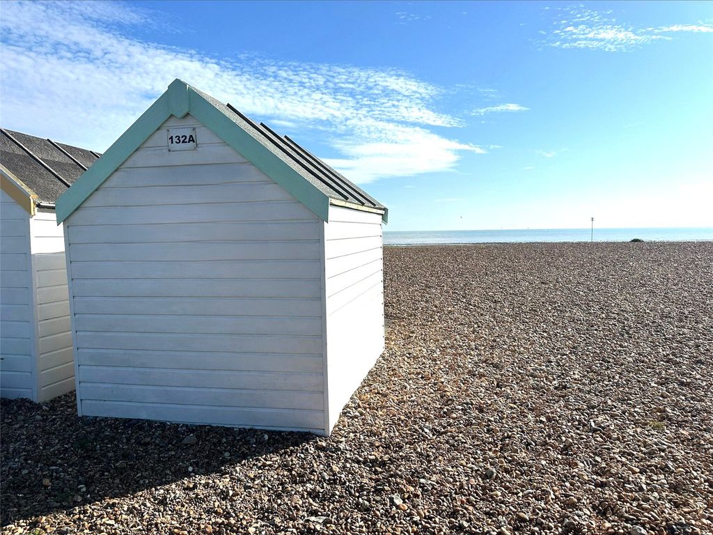 Property photo 1 of 7 Picture No. 10