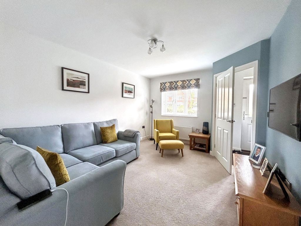 Property photo 2 of 16