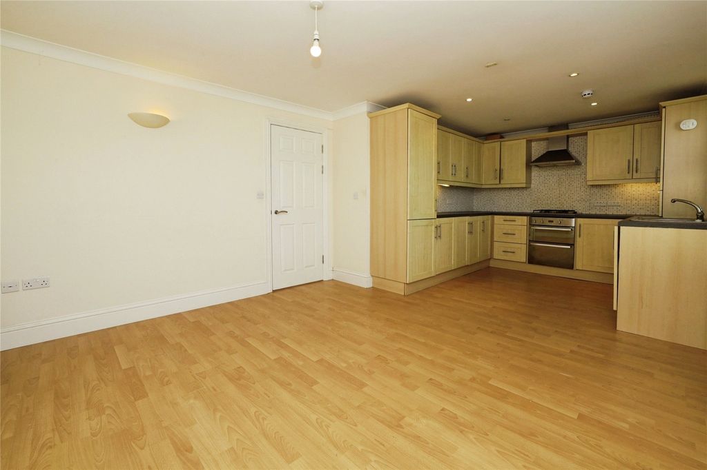 Property photo 3 of 11 Picture No. 22