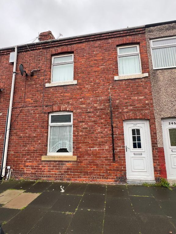 Property photo 1 of 8