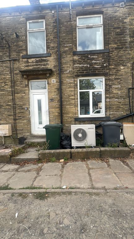 Property photo 1 of 1