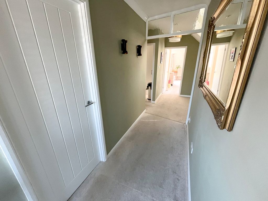 Property photo 3 of 17 Img-20240520-Wa0014