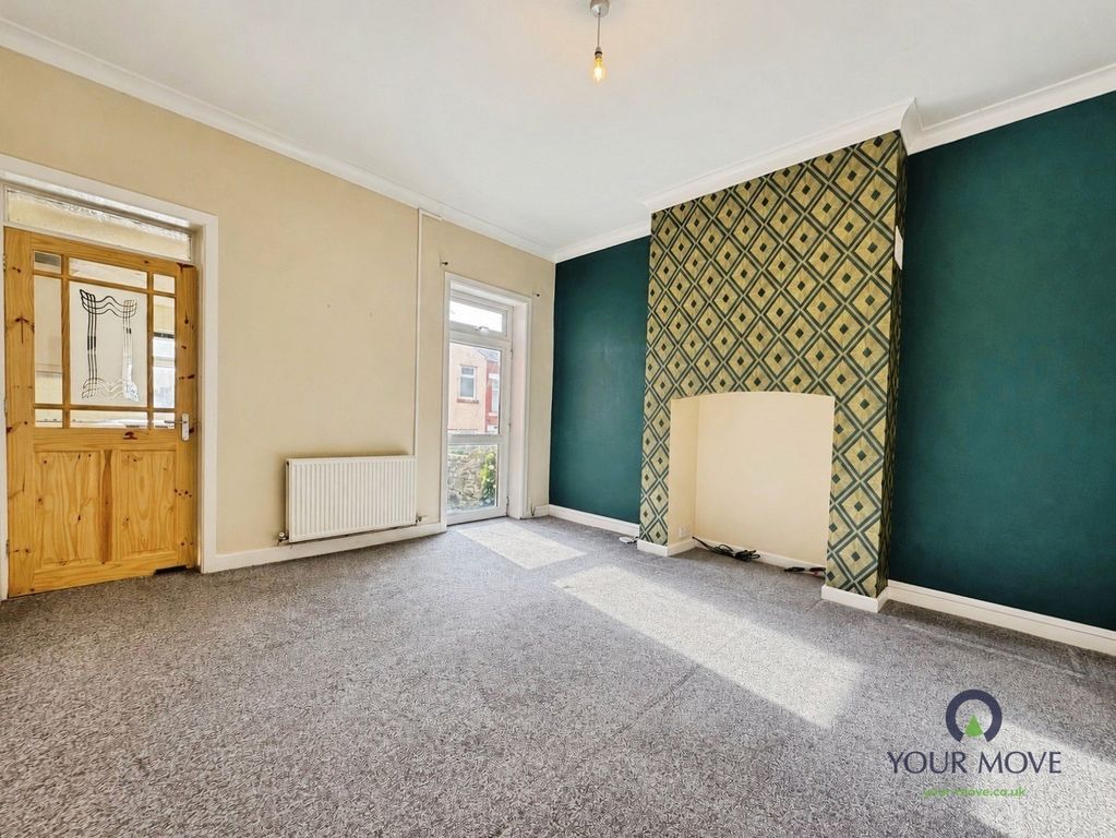 Property photo 2 of 10 Pbox-Img.Png