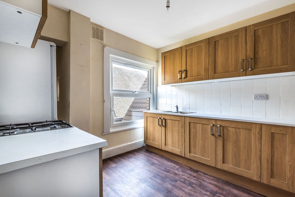 Property photo 2 of 7 449560 (1)