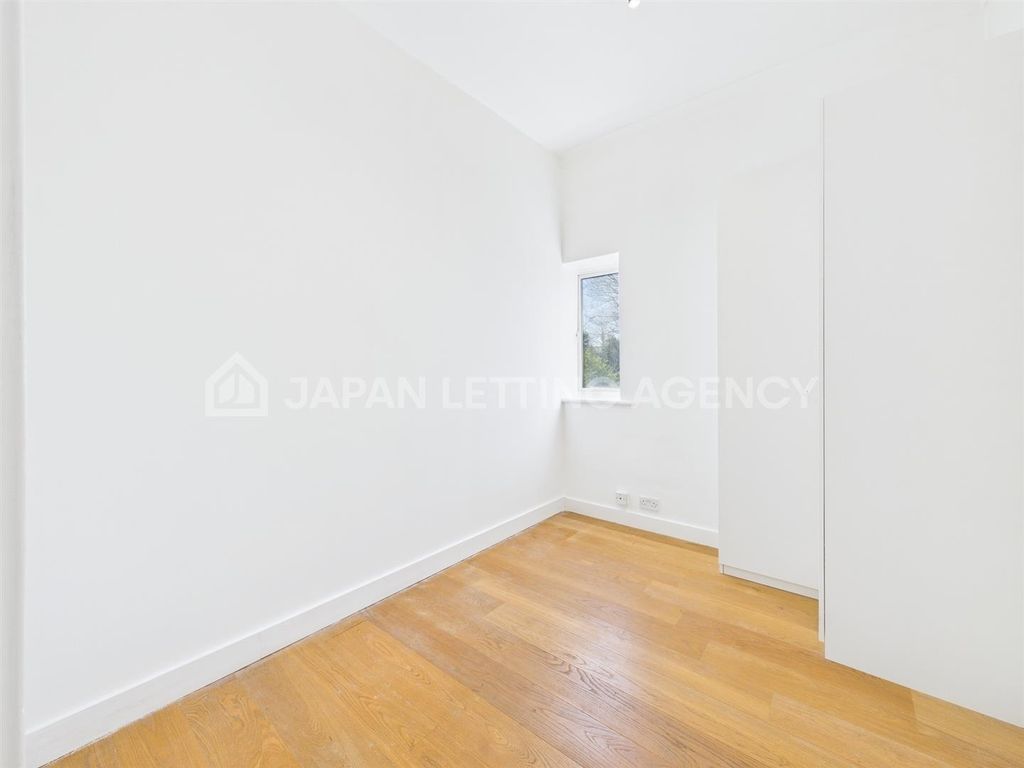 Property photo 2 of 5 Cam04401G0-Pr0046-Still002.Jpg