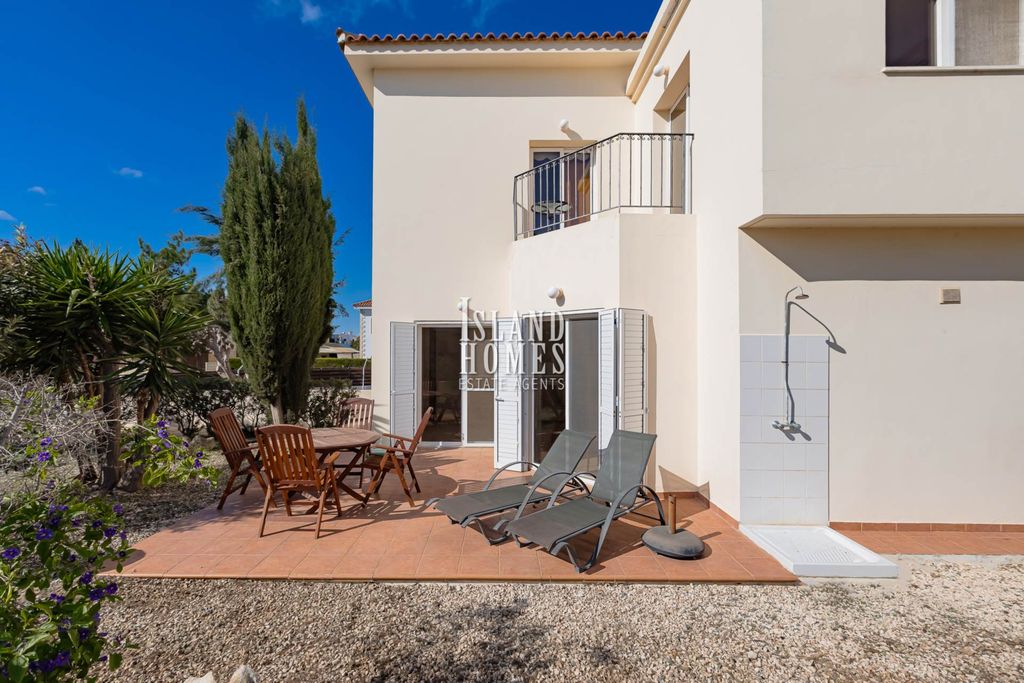 Property photo 3 of 25