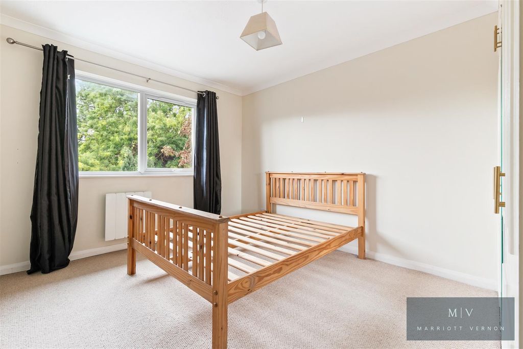 Property photo 3 of 9 Flat 8 Wenderholme Court MV-2.Jpg