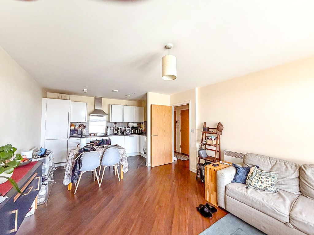 Property photo 2 of 9