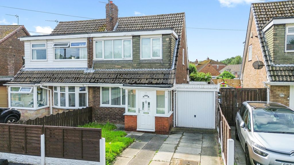 Property photo 1 of 17