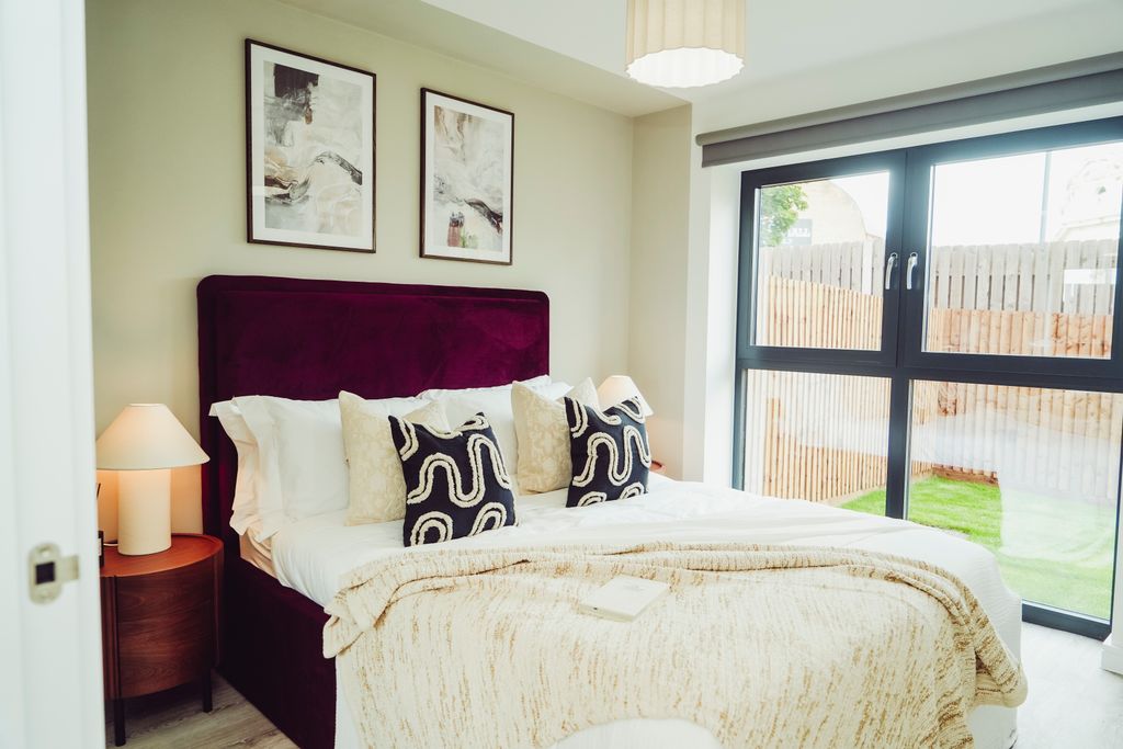 Property photo 2 of 9