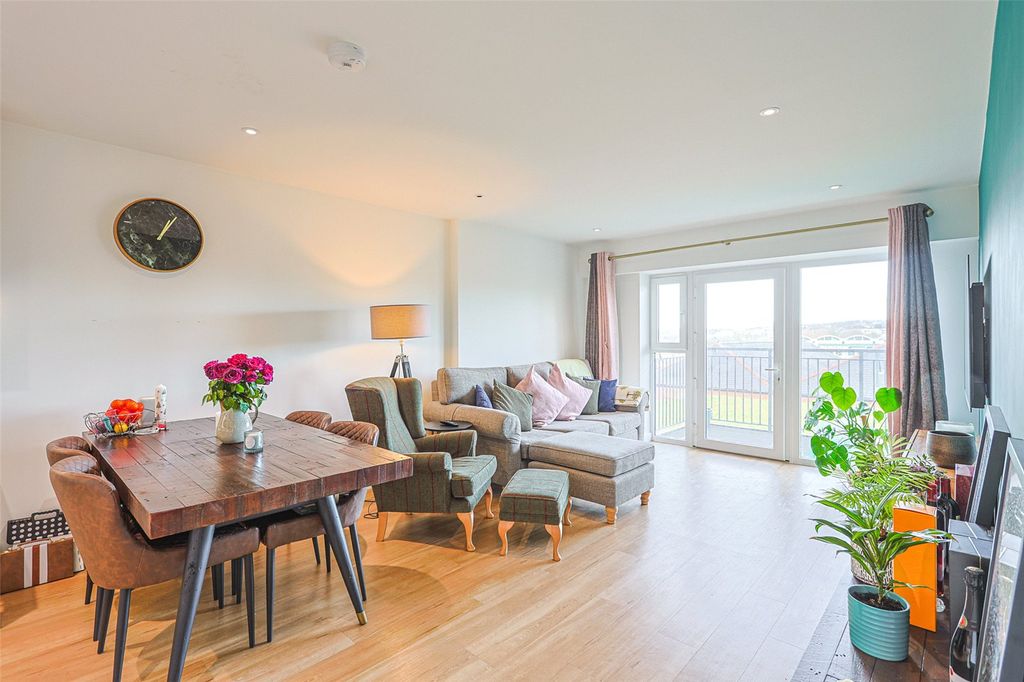 Property photo 2 of 23 Picture No. 05