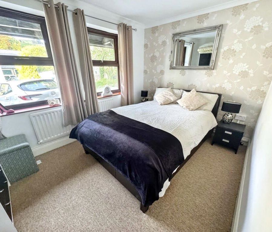 Property photo 3 of 34
