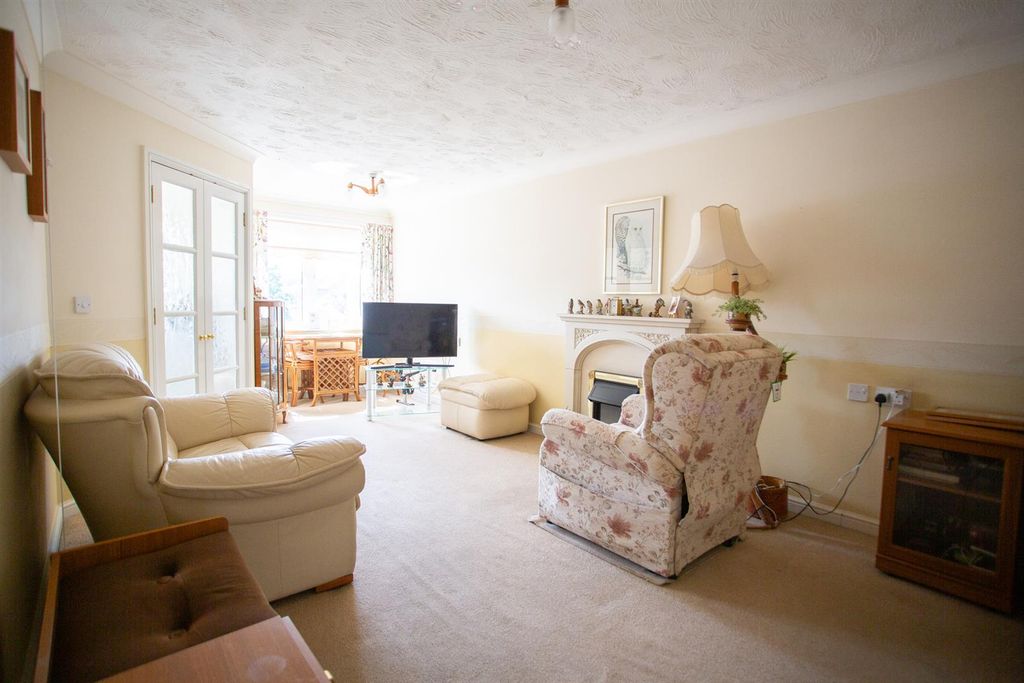 Property photo 2 of 10 Derb8770.Jpg