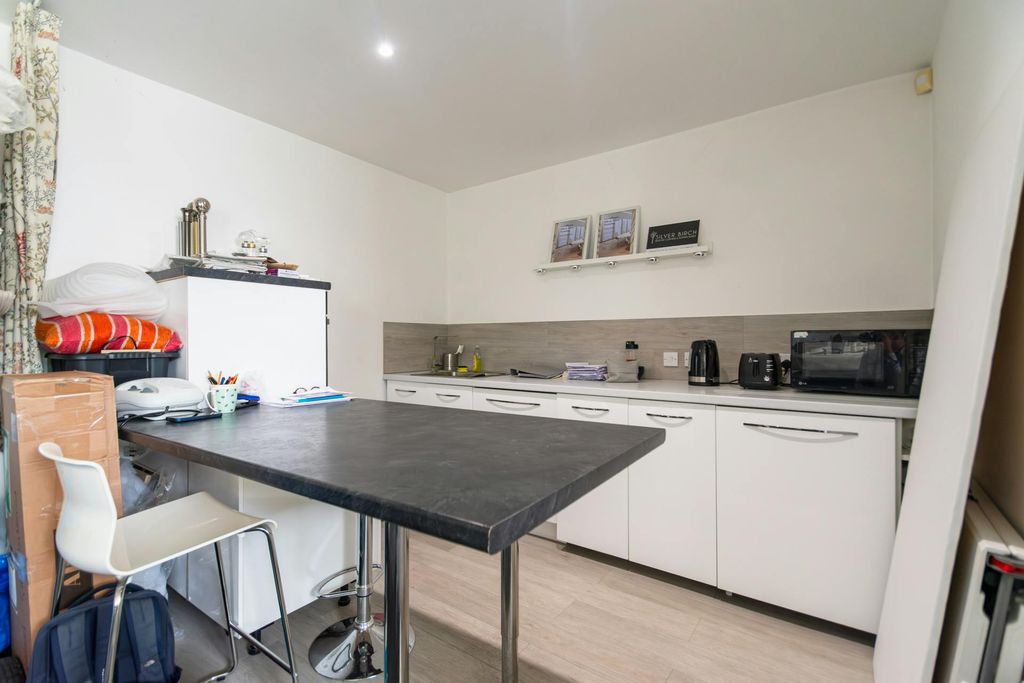 Property photo 3 of 5 6.Jpg