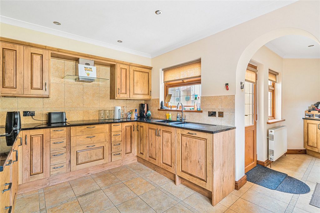 Property photo 3 of 27 Picture No. 59