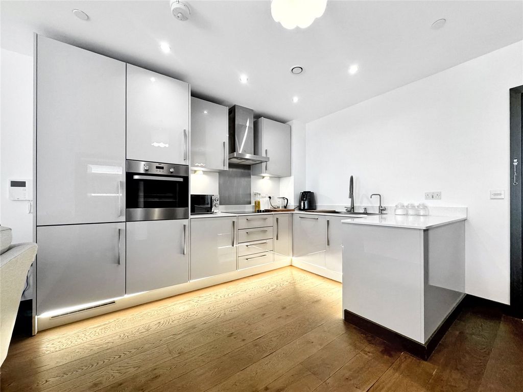 Property photo 2 of 13 Picture 2