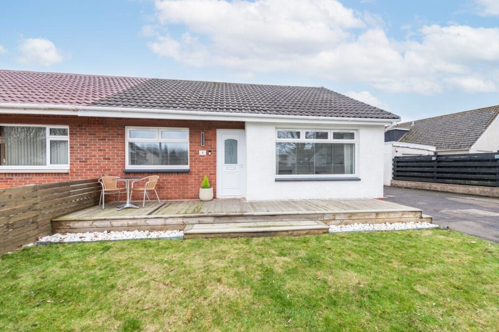 Property photo 1 of 23