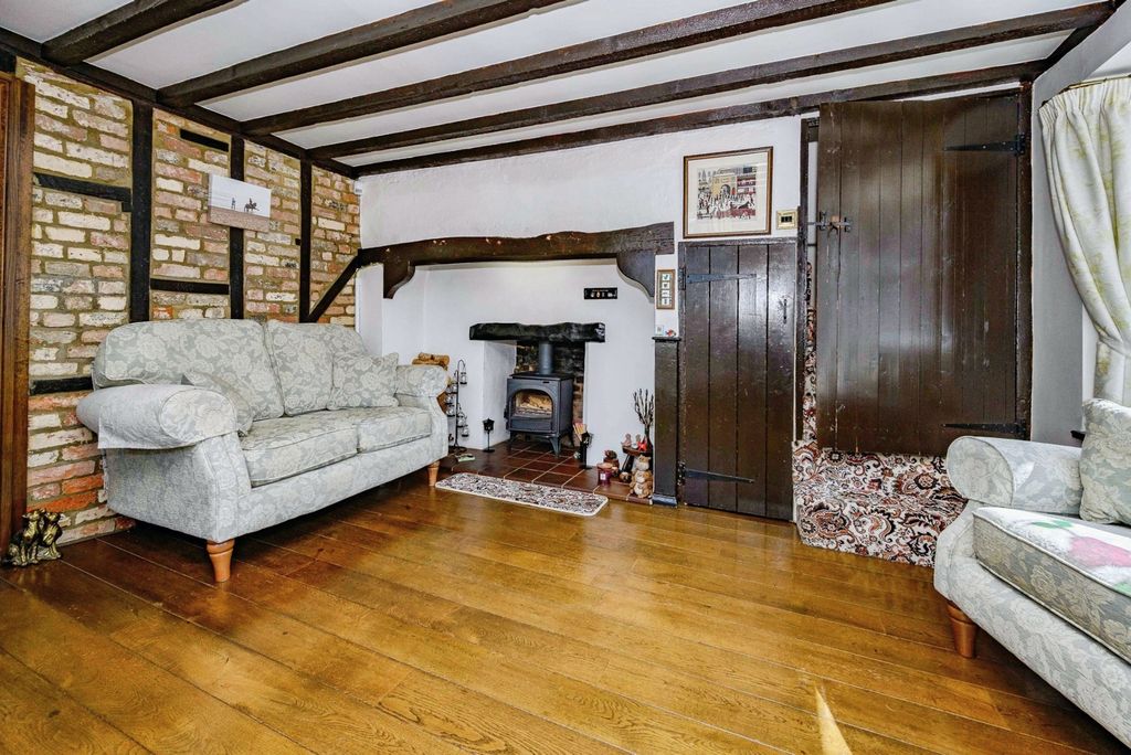 Property photo 3 of 16 Pbox-Img.Jpg