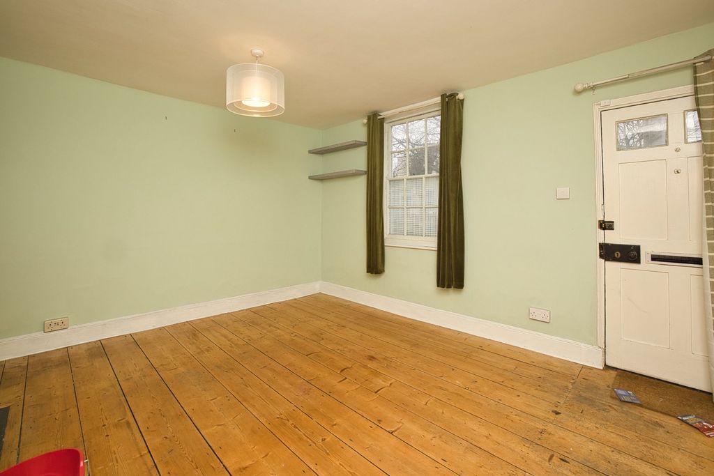 Property photo 2 of 14 Picture 2