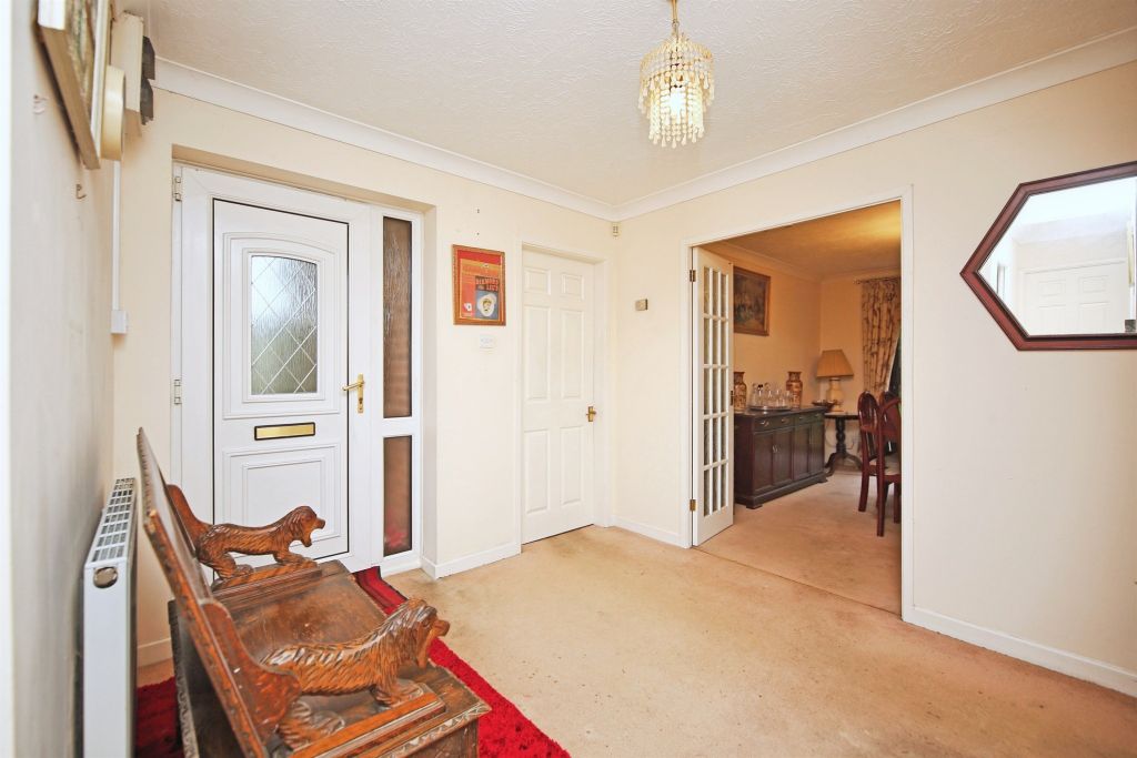 Property photo 3 of 21