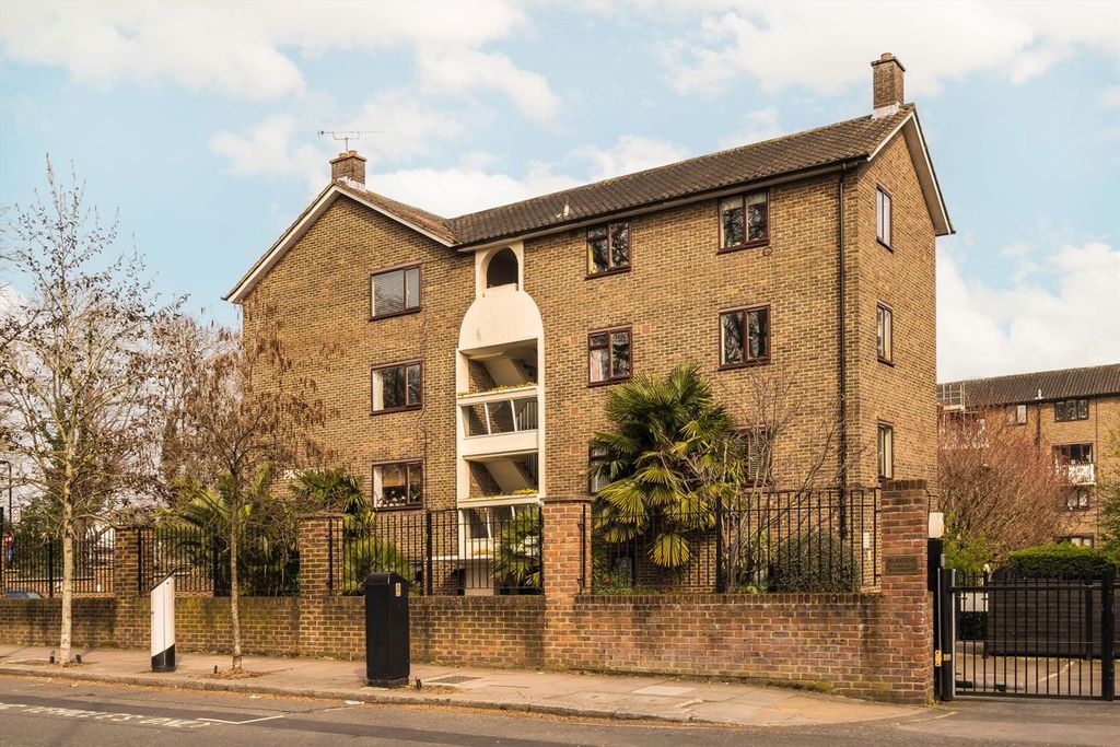 Property photo 1 of 6