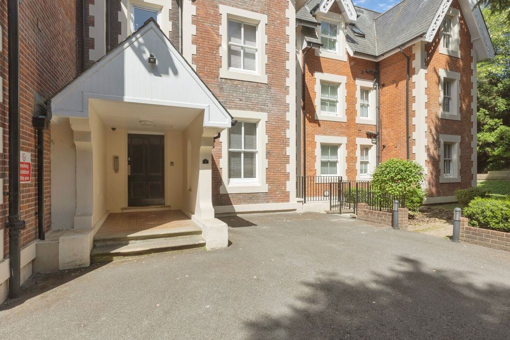 Property photo 1 of 23 Pbox-Img.Jpg