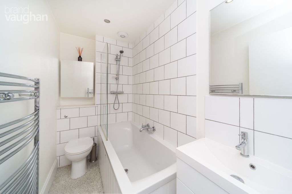 Property photo 2 of 5 Bathroom