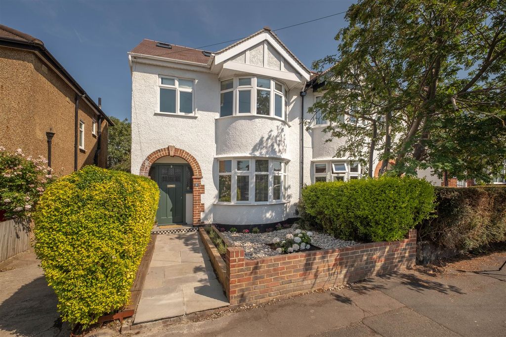 Property photo 1 of 21 5-Thorkhill-Avenue-0072 Copy.Jpg