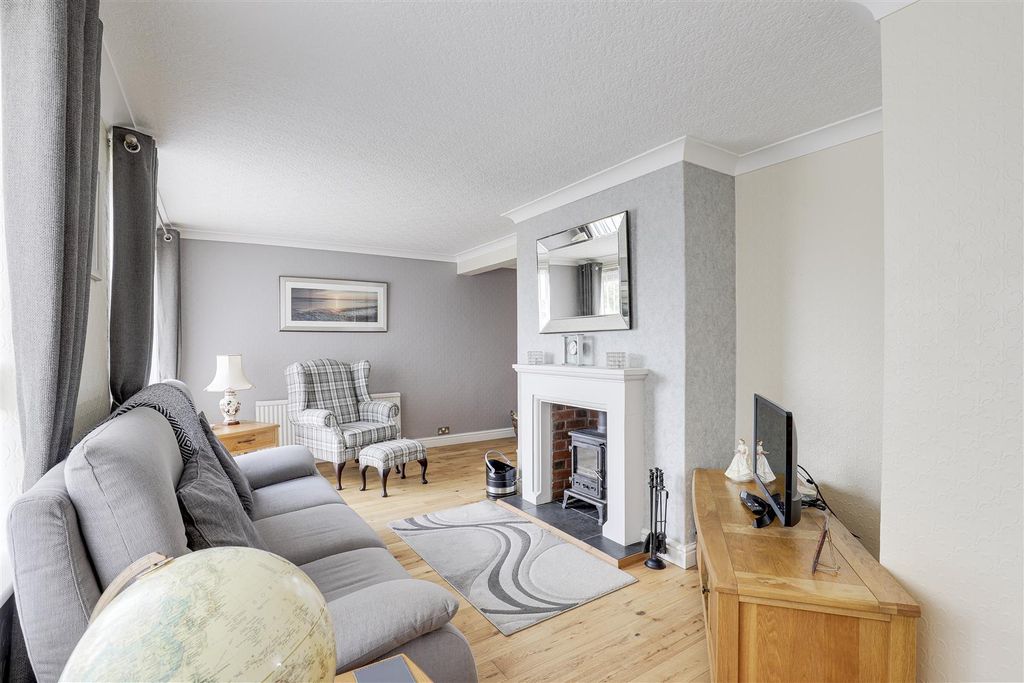 Property photo 3 of 24 2362.Jpg