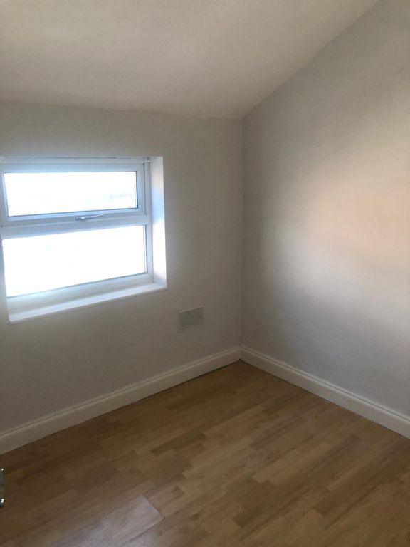 Property photo 3 of 11 Gallery