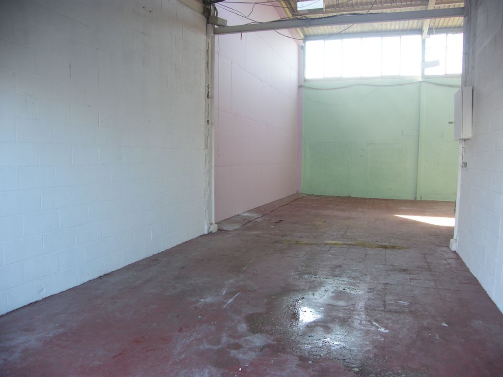 Property photo 1 of 4